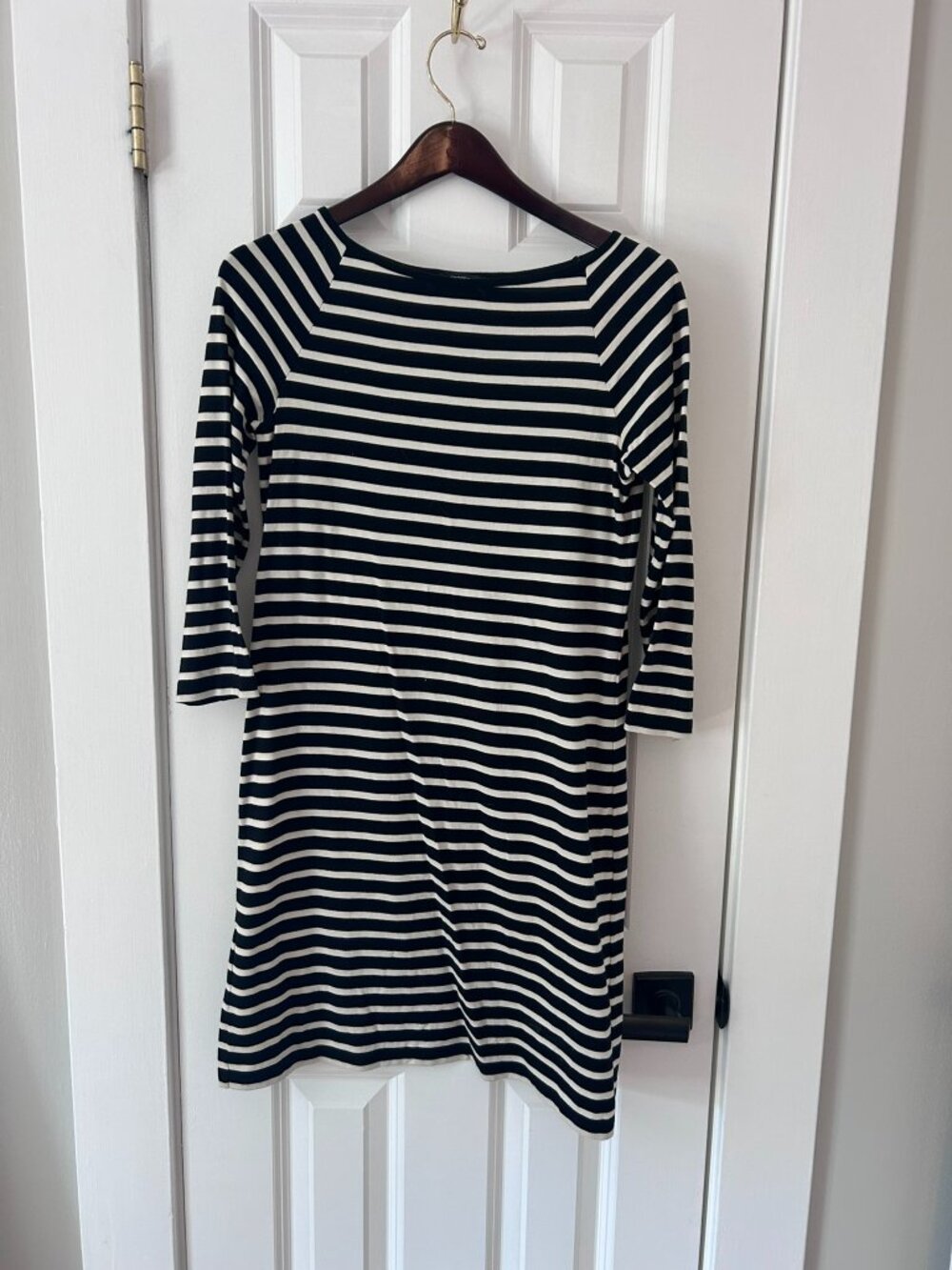 Theory Black & Cream Striped Knit Shift Dress 3/4 Sleeve Boat Neck Size S